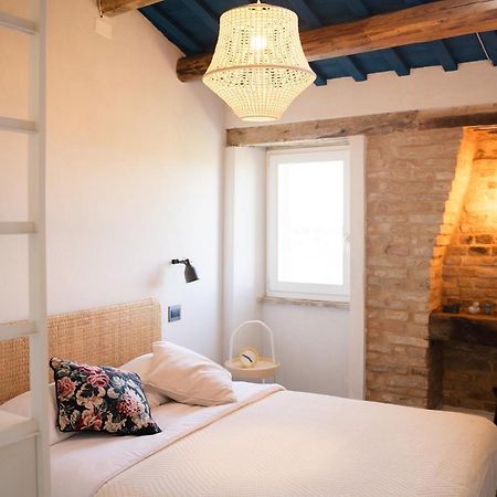 Bed and Breakfast La Trave à Montecosaro  Extérieur photo
