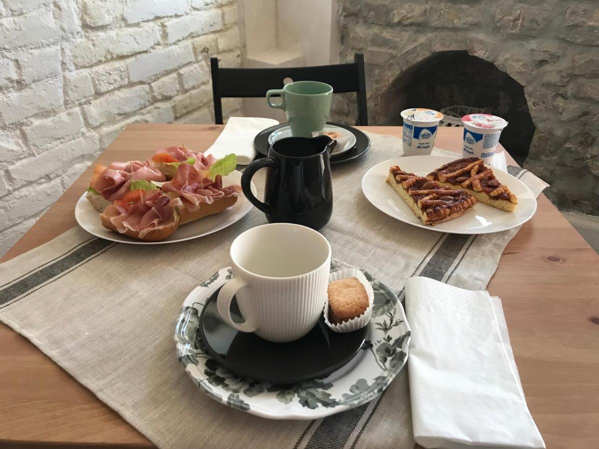 Bed and Breakfast La Trave à Montecosaro  Extérieur photo