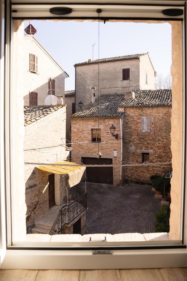Bed and Breakfast La Trave à Montecosaro  Extérieur photo