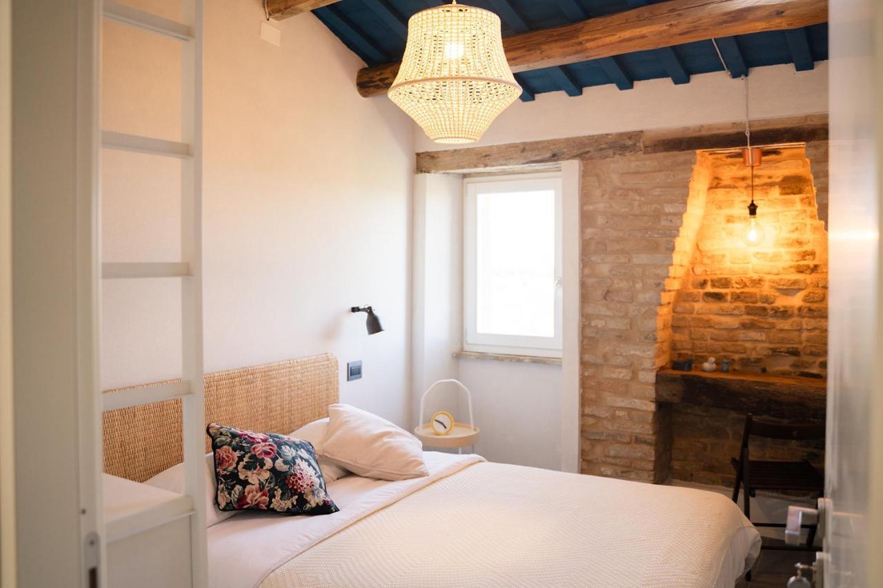 Bed and Breakfast La Trave à Montecosaro  Extérieur photo